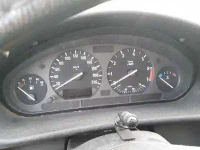 Veículo de Sucata bmw 3 (e36) 318 i do ano 1990 alimentado 18-4 e-1