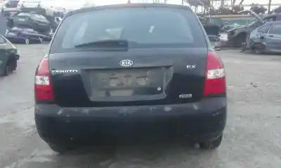Sloopvoertuig kia cerato 2.0 ex crdi familiar van het jaar 2005 aangedreven d4ea