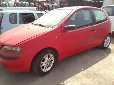 Veículo de Sucata fiat punto berlina do ano 2022 alimentado 188a5000