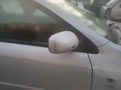 Veículo de Sucata toyota corolla (_e12_) 2.0 d-4d (cde120_) do ano 2002 alimentado 1cd-ftv