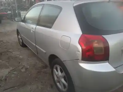 Veículo de Sucata toyota corolla (_e12_) 2.0 d-4d (cde120_) do ano 2002 alimentado 1cd-ftv