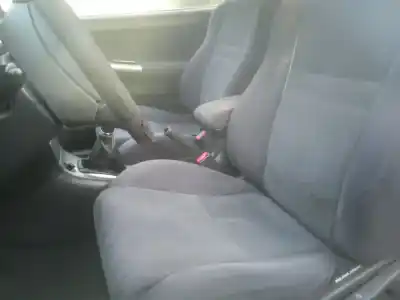 Veículo de Sucata toyota corolla (_e12_) 2.0 d-4d (cde120_) do ano 2002 alimentado 1cd-ftv