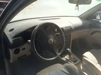 Здавання транспортного засобу skoda superb i (3u4) 1.9 tdi року 2004 потужний avf,awx