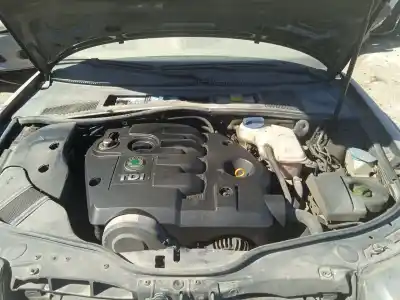 Здавання транспортного засобу skoda superb i (3u4) 1.9 tdi року 2004 потужний avf,awx