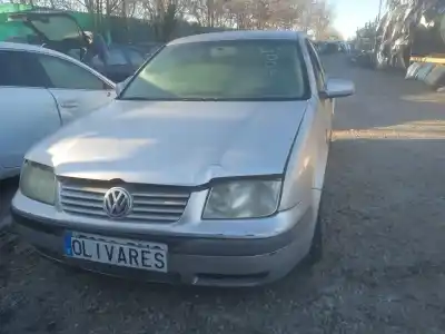 Vehicul casat vw                                                 bora variant (1j6)                                                                                                                                                                                                                                         1.9 tdi                                                                                                                                                                                                                                                    al anului 2001 alimentat atd,axr