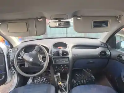 Veicolo di demolizione peugeot 206 fastback (2a/c) 1.4 i dell'anno 2002 alimentato kfw (tu3a),kfw (tu3jp),kfx (tu3jp)