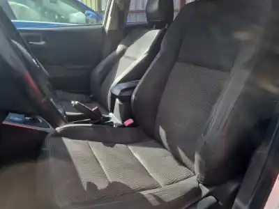 Здавання транспортного засобу toyota auris ranchera familiar (_e18_) 1.8 hybrid (zwe186_) року 2013 потужний 2zr-fxe