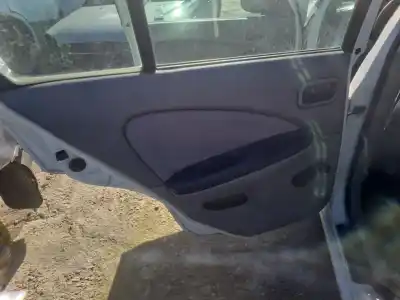 Veículo de Sucata nissan almera ii hatchback (n16) 1.5 do ano 2001 alimentado qg15de