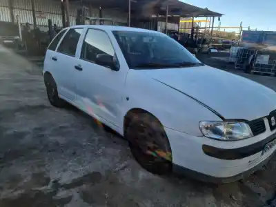 Veículo de Sucata seat ibiza ii (6k1) 1.9 tdi do ano 2001 alimentado 1z,agr,ahu,alh