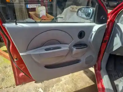 Здавання транспортного засобу daewoo kalos (klas) 1.4 року 2003 потужний f14s3