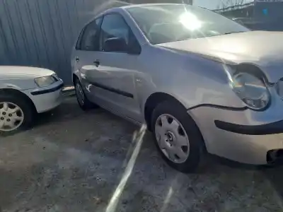 Veículo de Sucata volkswagen polo (9n_, 9a_) 1.2 do ano 2002 alimentado awy,bmd