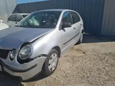 Veículo de Sucata volkswagen polo (9n_, 9a_) 1.2 do ano 2002 alimentado awy,bmd