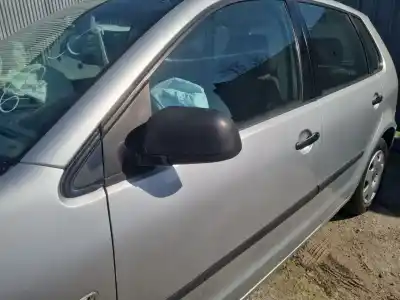 Veículo de Sucata volkswagen polo (9n_, 9a_) 1.2 do ano 2002 alimentado awy,bmd