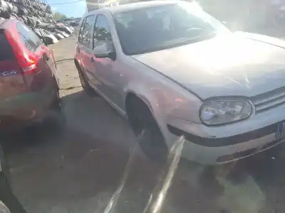 Veículo de Sucata volkswagen golf iv (1j1) 1.9 tdi 4motion do ano 2000 alimentado agr