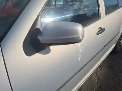 Veículo de Sucata volkswagen golf iv (1j1) 1.9 tdi 4motion do ano 2000 alimentado agr