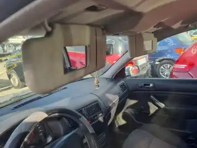 Veículo de Sucata volkswagen golf iv (1j1) 1.9 tdi 4motion do ano 2000 alimentado agr