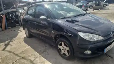 Sloopvoertuig peugeot                                            206 fastback (2a/c)                                                                                                                                                                                                                                        1.4 hdi eco 70                                                                                                                                                                                                                                             van het jaar 2006 aangedreven 8hx (dv4td),8hz (dv4td)