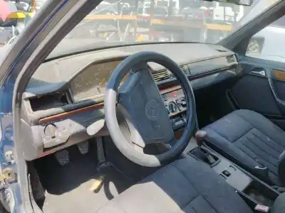 Здавання транспортного засобу mercedes-benz 124 sedán (w124) 200 d (124.120) року 2000 потужний om 601.912