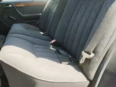 Здавання транспортного засобу mercedes-benz 124 sedán (w124) 200 d (124.120) року 2000 потужний om 601.912