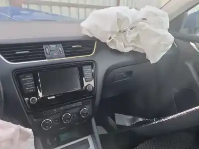 Scrapping Vehicle skoda octavia iii (5e3, nl3, nr3) 1.6 tdi of the year 2016 powered crkb,cxxb,dbka