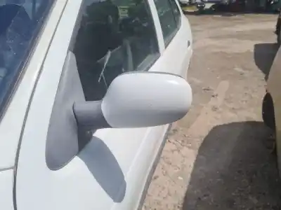 Veicolo di demolizione renault megane i classic (la0/1_) 1.9 dti (la08, la0n) dell'anno 1999 alimentato f9q 730,f9q 731,f9q 734,f9q 736