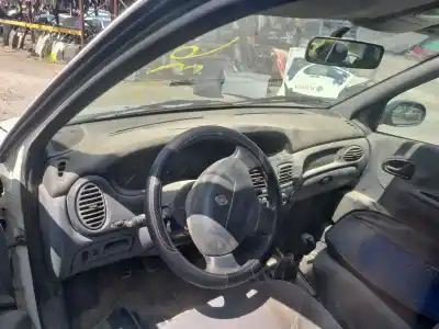 Veicolo di demolizione renault megane i classic (la0/1_) 1.9 dti (la08, la0n) dell'anno 1999 alimentato f9q 730,f9q 731,f9q 734,f9q 736