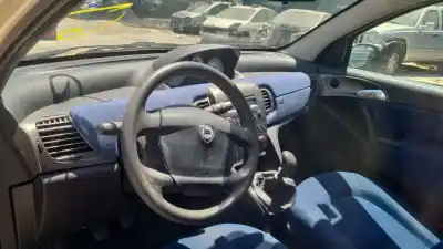 Здавання транспортного засобу lancia ypsilon (843_) 1.2 (843.axb1a) року 2006 потужний 188 a5.000