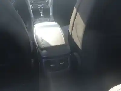 Veicolo di demolizione ford mondeo v fastback (ce) 2.0 tdci dell'anno 2015 alimentato t7ca,t7cc,t7cd,t7ce,t7cf,t7cn,t7cp,t7cq