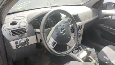 Veicolo di demolizione opel astra h (a04) 1.7 cdti (l48) dell'anno 2007 alimentato z 13 dth