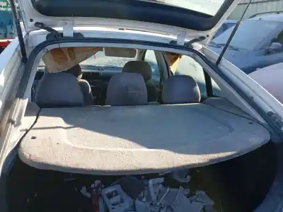 Здавання транспортного засобу seat leon (1m1) 1.6 16 v року 2001 потужний azd