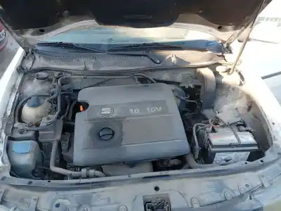 Здавання транспортного засобу SEAT LEON (1M1)  року 2001 потужний AZD