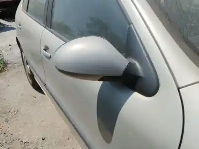 Veículo de Sucata seat leon (1m1) 1.6 16 v do ano 2000 alimentado aus,azd,bcb