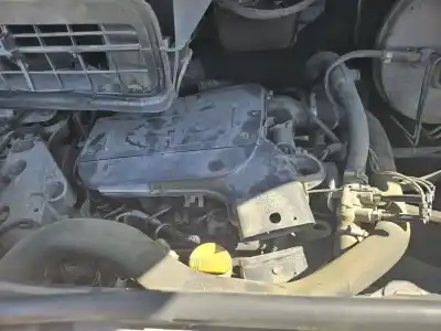 Здавання транспортного засобу nissan primastar autobús (x83) dci 80 року 2001 потужний f9q u7