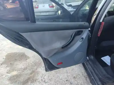 Veículo de Sucata seat leon (1m1) 1.6 16 v do ano 2001 alimentado aus,azd,bcb