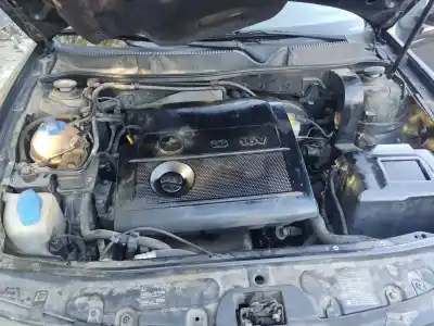 Veículo de Sucata seat leon (1m1) 1.6 16 v do ano 2001 alimentado aus,azd,bcb