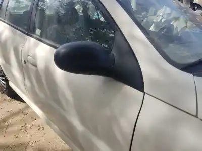 Scrapping Vehicle kia rio i fastback (dc) 1.3 of the year 2002 powered a3e