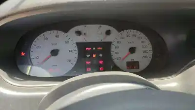 Veículo de Sucata renault megane i coach (da0/1_) 1.4 16v (da0d, da1h, da0w, da10) do ano 2001 alimentado k4j 700,k4j 714,k4j 750