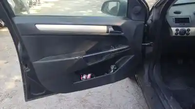 Veículo de Sucata opel astra h (a04) 1.6 (l48) do ano 2009 alimentado a 16 xer,z 16 xer