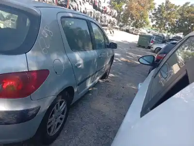 Scrapping Vehicle peugeot 307 (3a/c) 1.4 16v of the year 2003 powered kfu (et3j4)