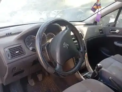 Scrapping Vehicle peugeot 307 (3a/c) 1.4 16v of the year 2003 powered kfu (et3j4)