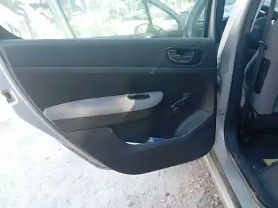 Scrapping Vehicle peugeot 307 (3a/c) 1.4 16v of the year 2003 powered kfu (et3j4)