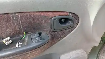 Vehicul casat renault scénic i monospace (ja0/1_, fa0_) 1.9 dti (ja0n) al anului 1999 alimentat f9q 731,f9q 734,f9q 736