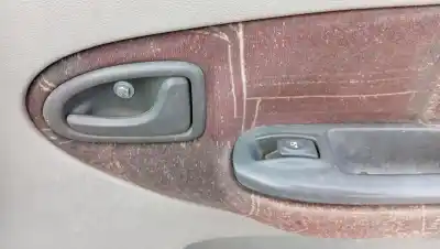 Vehicul casat renault scénic i monospace (ja0/1_, fa0_) 1.9 dti (ja0n) al anului 1999 alimentat f9q 731,f9q 734,f9q 736