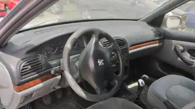 Veículo de Sucata peugeot 406 (8b) 2.0 16v do ano 1997 alimentado rfv (xu10j4r)