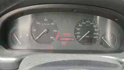 Veículo de Sucata peugeot 406 (8b) 2.0 16v do ano 1997 alimentado rfv (xu10j4r)