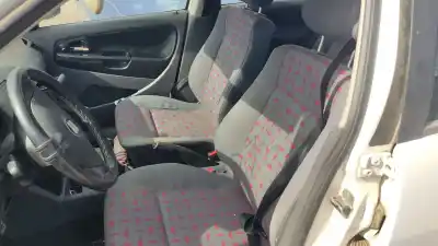 Scrapping Vehicle seat cordoba vario (6k5) 1.4 i of the year 2000 powered aex,akk,akv,anw,apq,aud