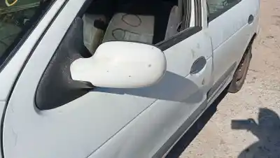 Scrapping Vehicle renault megane i (ba0/1_) 1.9 dti (ba1u) of the year 2001 powered f9q 744