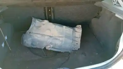 Scrapping Vehicle renault megane i (ba0/1_) 1.9 dti (ba1u) of the year 2001 powered f9q 744