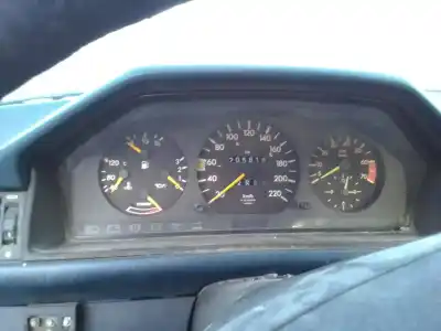 Veículo de Sucata mercedes-benz clase e (w124) berlina * do ano 1985 alimentado 102982