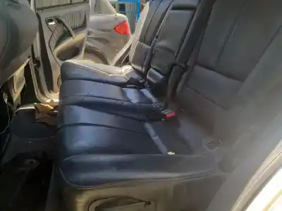 Veículo de Sucata mercedes-benz clase m (w163) ml 270 cdi (163.113) do ano 2002 alimentado om 612.963